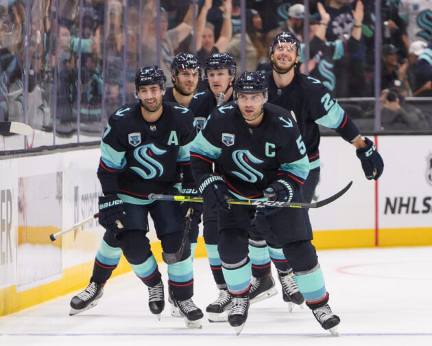 20211023_Seattle_Kraken_1439 630x504.jpeg